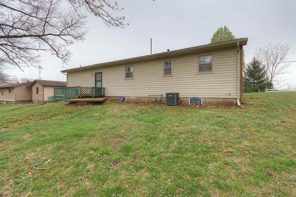 4915 South Dunlap Road Bloomington, IN 47403 - Photo 16 of 17