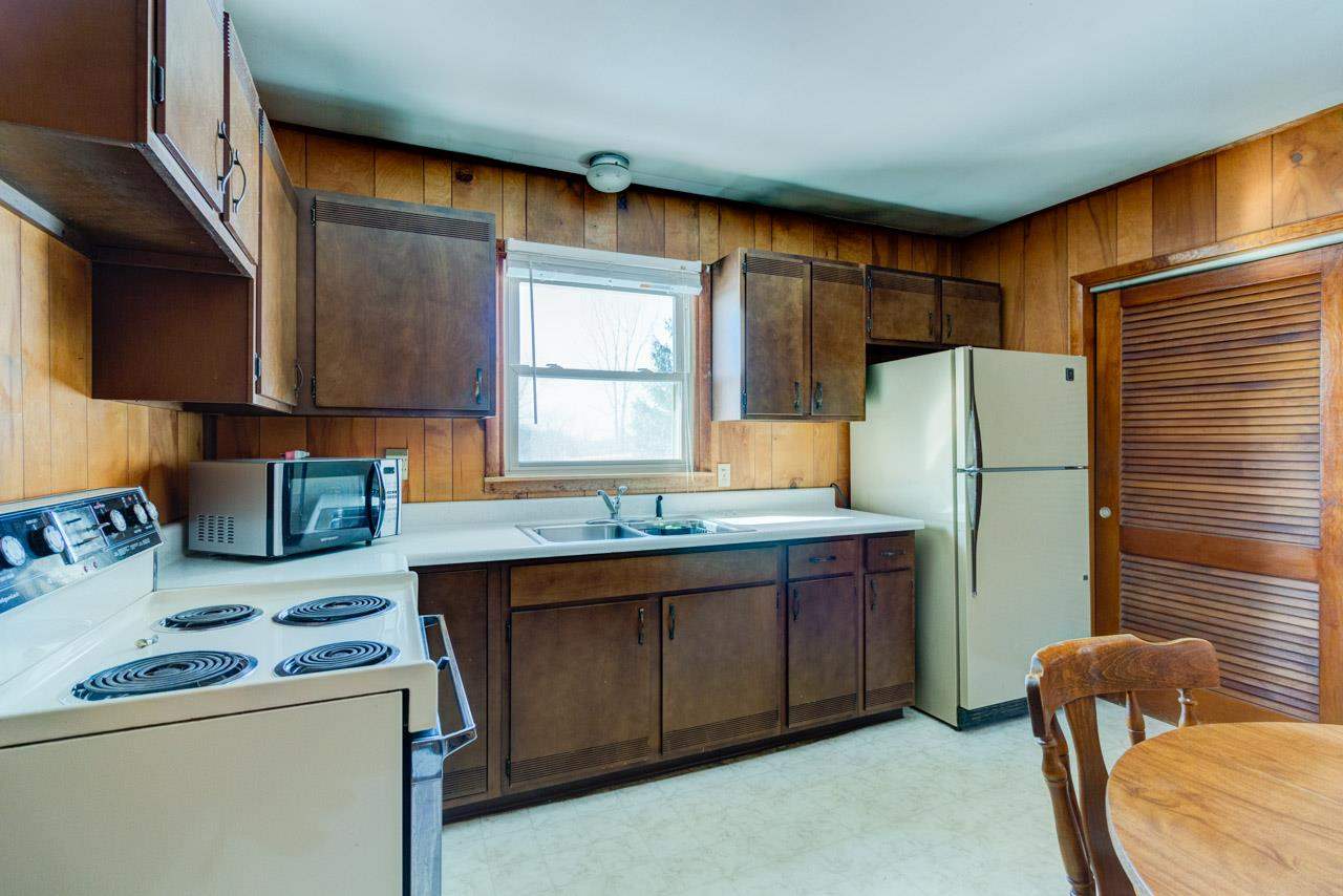 4915 South Dunlap Road Bloomington, IN 47403 - Photo 5 of 17