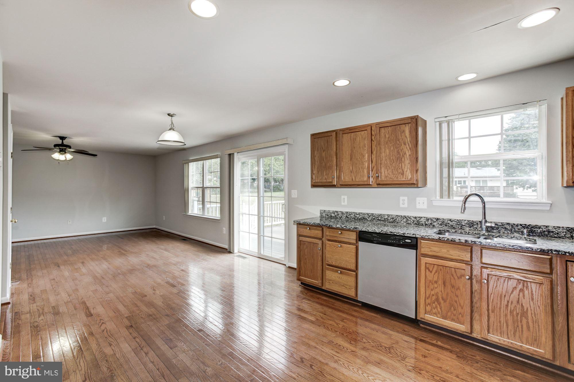 9535 North Laurel Road Laurel, MD 20723 - Photo 44 of 49 Eat-In Kitchen | Open Concept Floor Plan