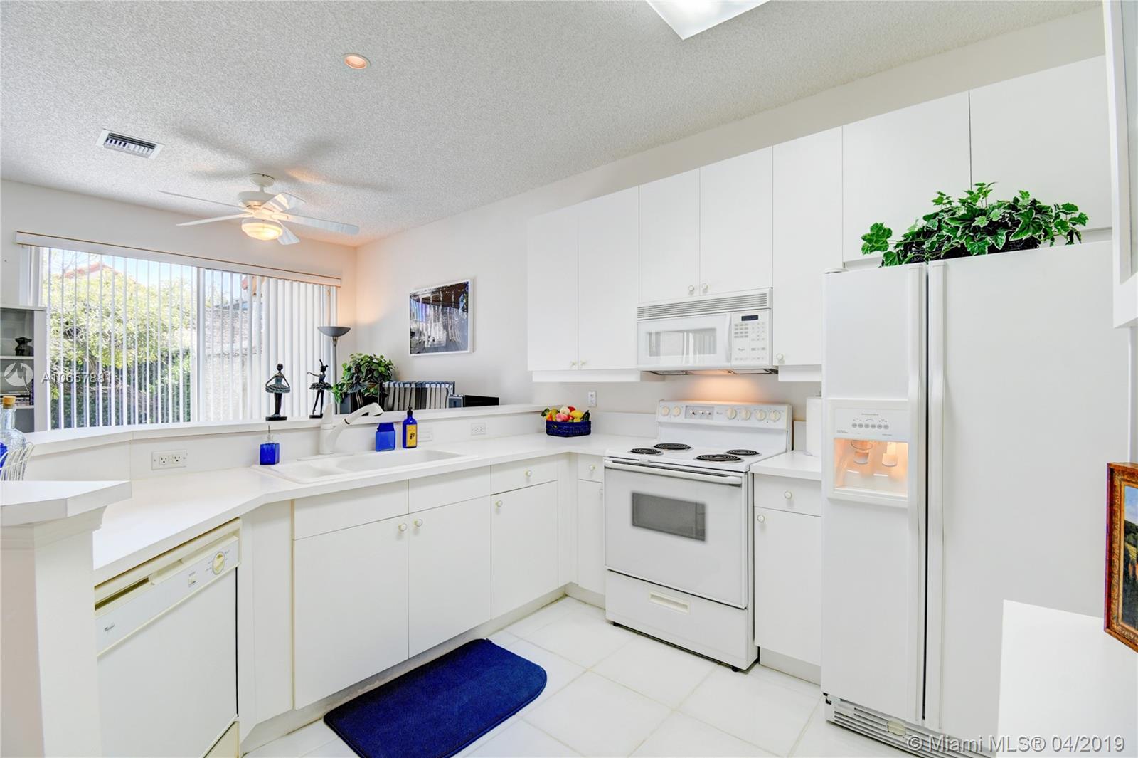 23487 Water Circle, Unit 23487 Boca Raton, FL 33486 - Photo 18 of 44 Gallery Image 18