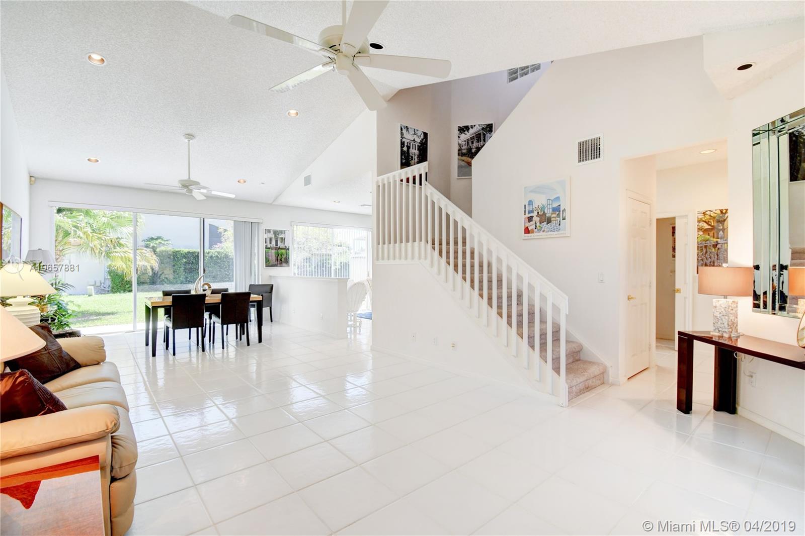 23487 Water Circle, Unit 23487 Boca Raton, FL 33486 - Photo 8 of 44 Gallery Image 8