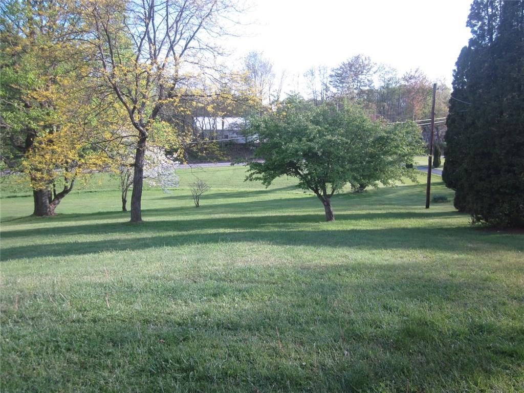 1777 Shaw Road Volant, PA 16156 - Photo 7 of 24