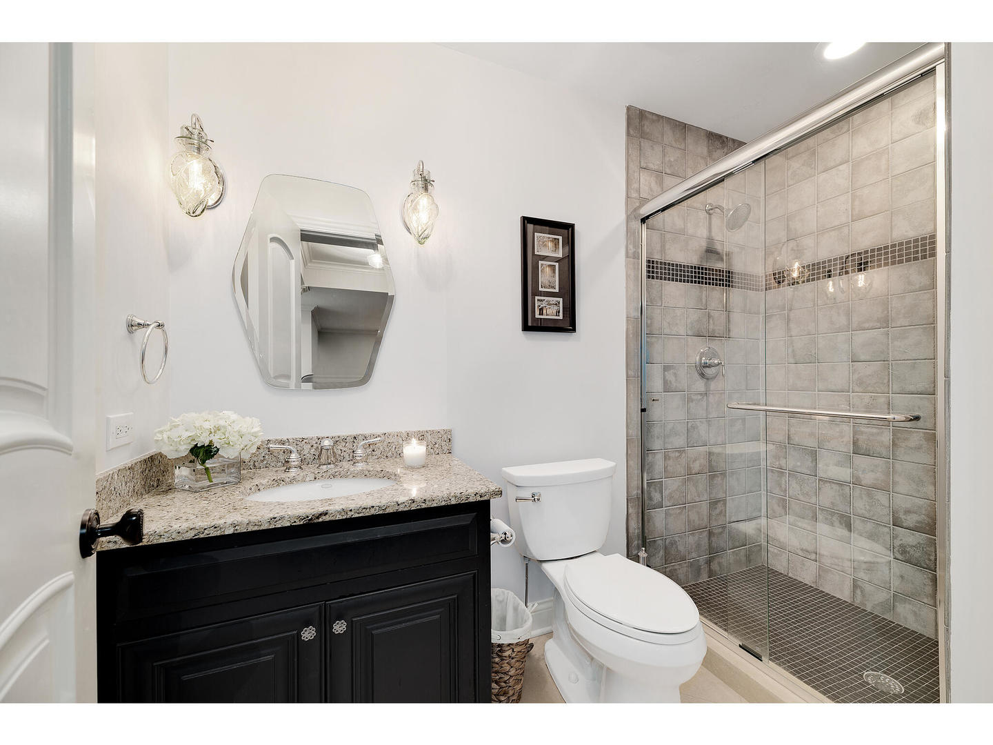 728 Cleveland Road Hinsdale, IL 60521 - Photo 31 of 35 a bathroom with a sink vanity mirror and toilet