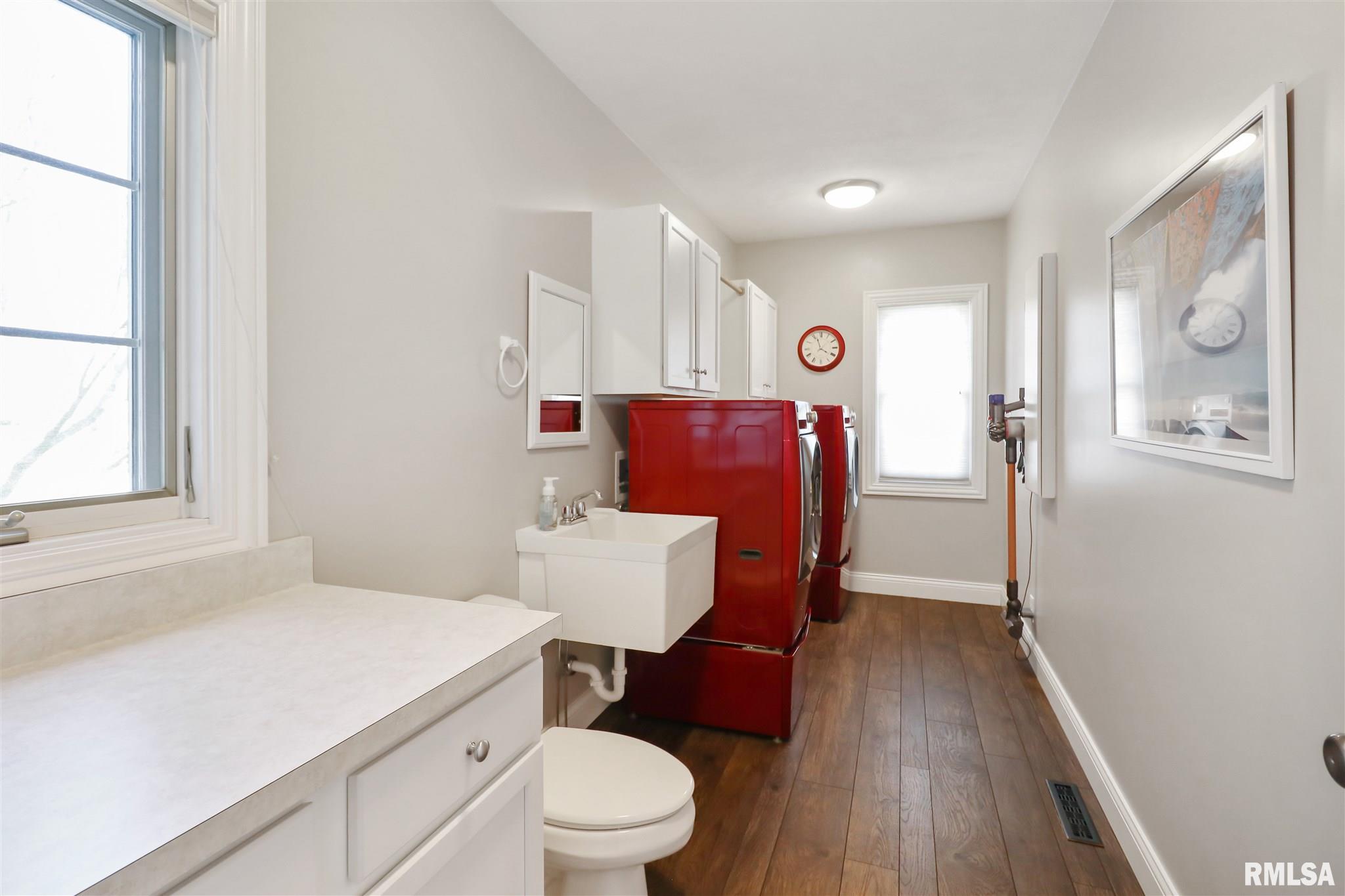 8404 West Robertson Road Edwards, IL 61528 - Photo 17 of 44 Gallery Image 17
