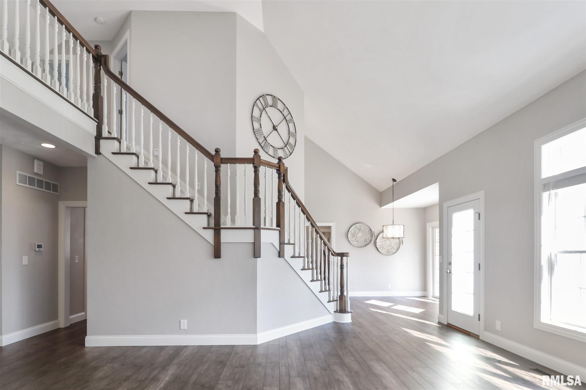 8404 West Robertson Road Edwards, IL 61528 - Photo 7 of 44 Gallery Image 7