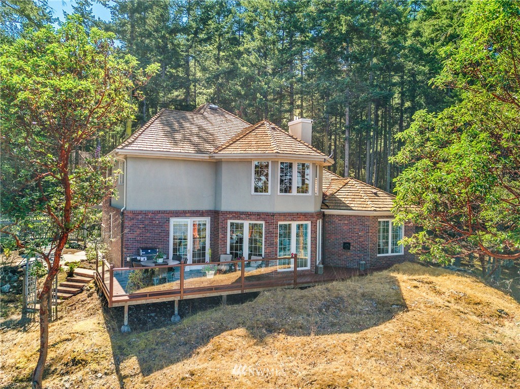 89 Walling Road Friday Harbor, WA 98250 - Photo 3 of 40