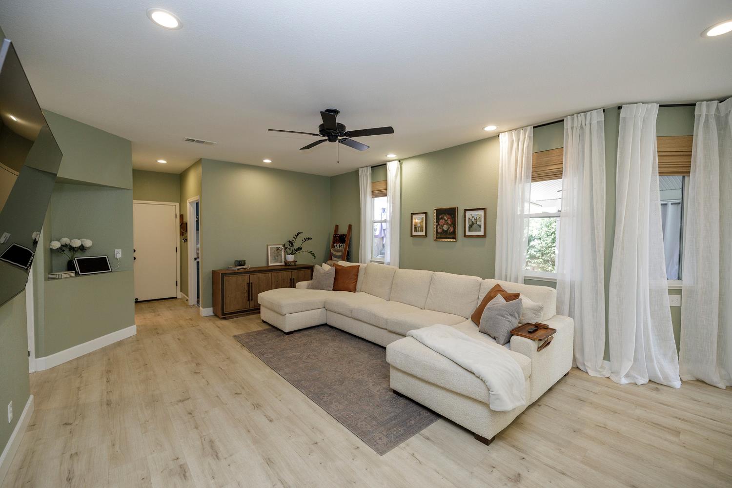 428 Douma Way Ripon, CA 95366 - Photo 13 of 57