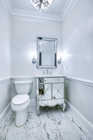 $2,995,000 | 7 Curt Terrace, Greenwich, CT 06831