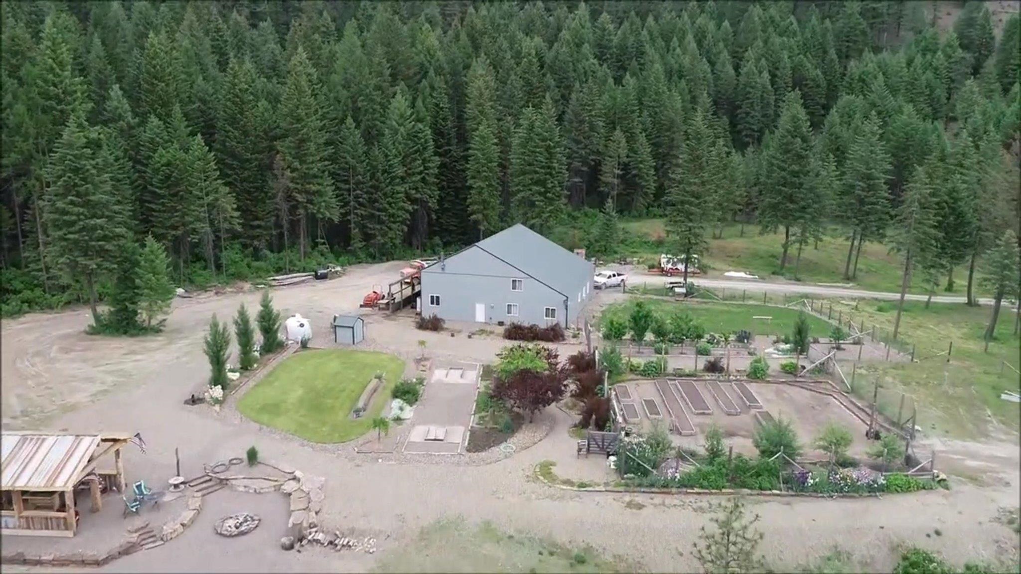 6071 Bead Lake Road Newport, WA 99156 - Photo 2 of 31 Gallery Image 2