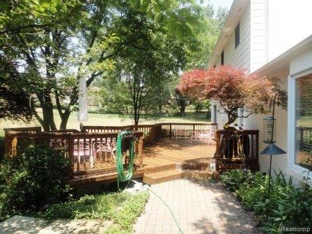 786 Birch Tree Lane Rochester, MI 48306 - Photo 14 of 18 back walkway