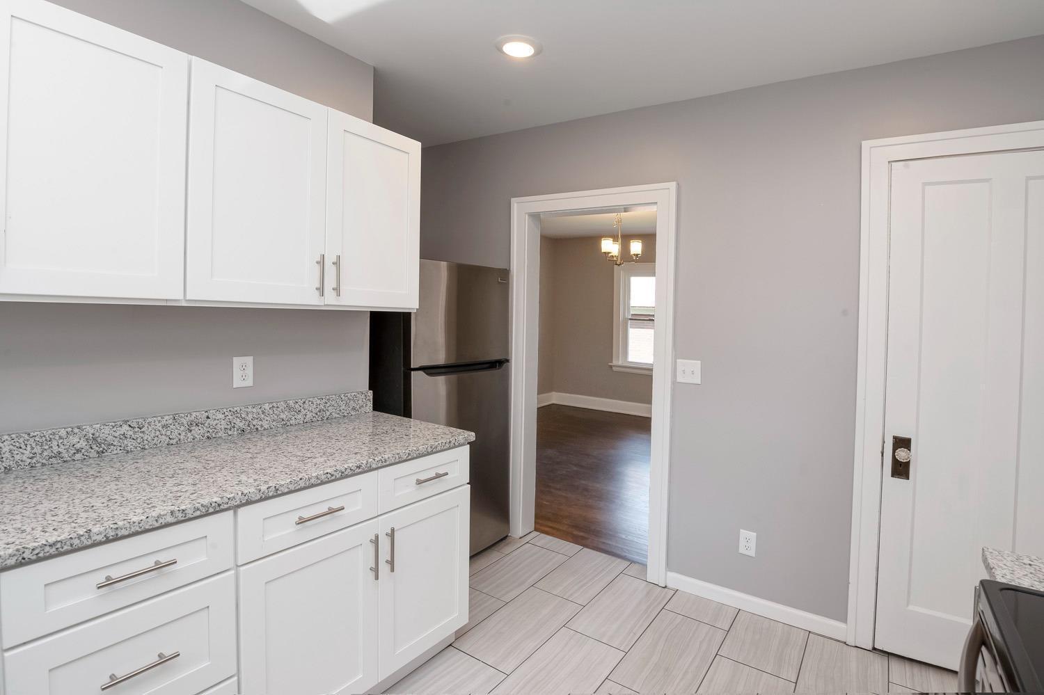 1763 Dale Road Cincinnati, OH 45237 - Photo 15 of 30