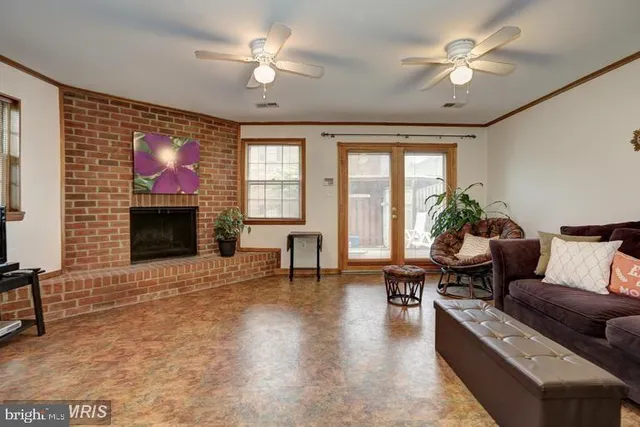 $3,200 | 3898 University Drive, Fairfax, VA 22030