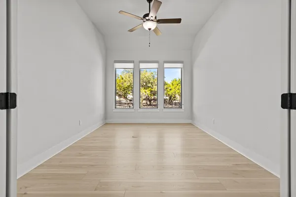 $3,200 | 19520 Diversion Circle, Lago Vista, TX 78645