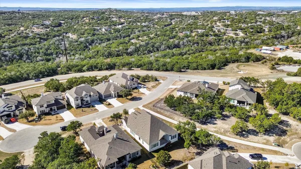 $3,200 | 19520 Diversion Circle, Lago Vista, TX 78645