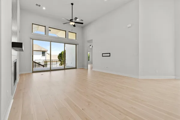 $3,200 | 19520 Diversion Circle, Lago Vista, TX 78645