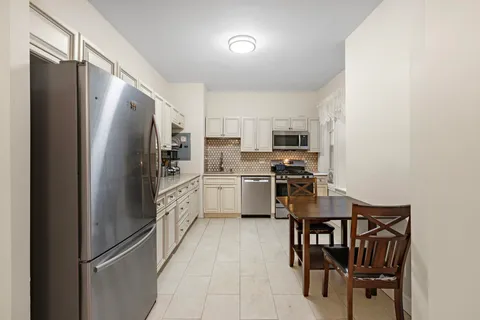$439,000 | 282 Magnolia Avenue, Unit 2, Jersey City, NJ 07306