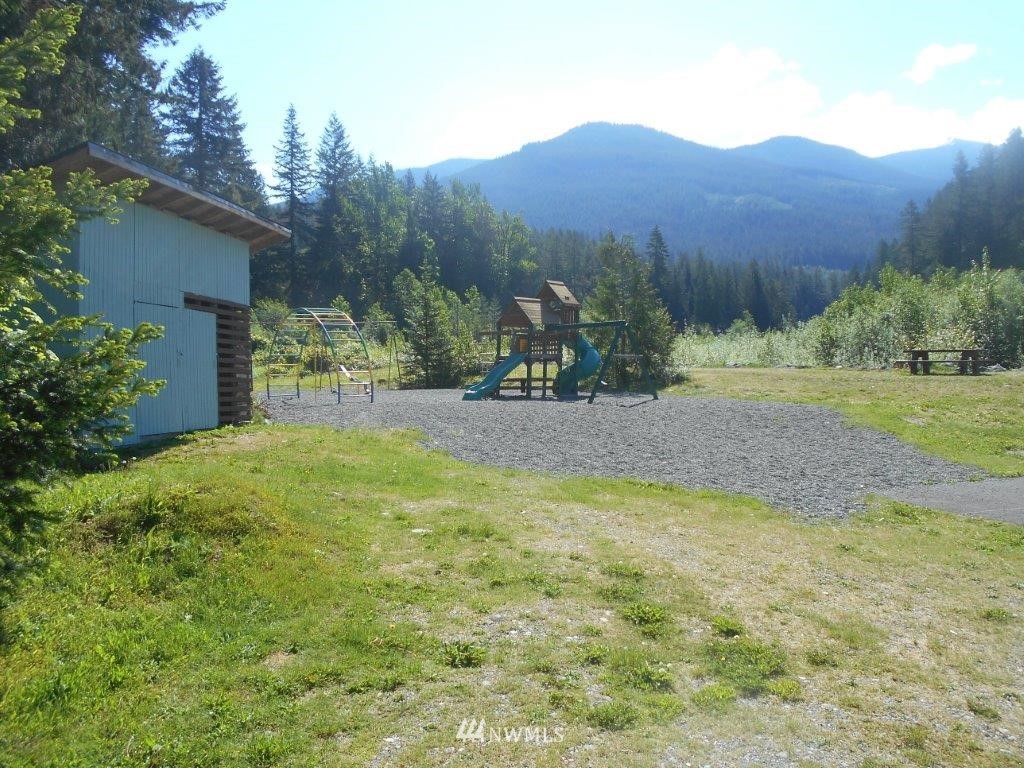 13023 Welcome Road Glacier, WA 98244 - Photo 17 of 20 Gallery Image 17