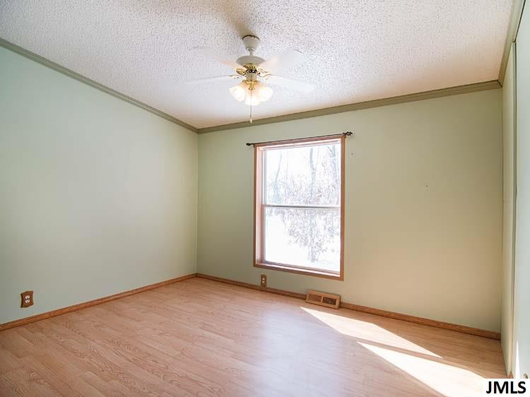 8008 Dunn Road Munith, MI 49259 - Photo 5 of 29 Photo 5