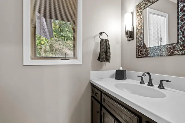 $1,172,000 | W5975 Pheasant Lane, Plymouth, WI 53073