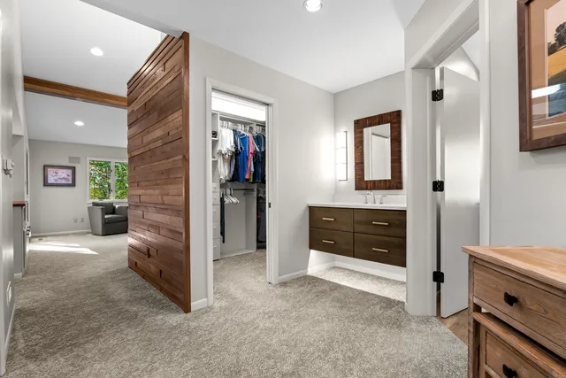 $1,172,000 | W5975 Pheasant Lane, Plymouth, WI 53073