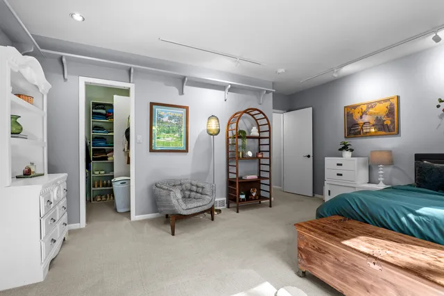 $1,172,000 | W5975 Pheasant Lane, Plymouth, WI 53073