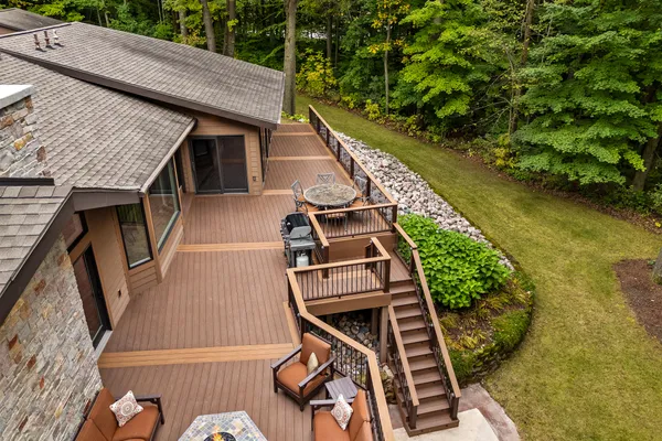 $1,150,000 | W5975 Pheasant Lane, Plymouth, WI 53073