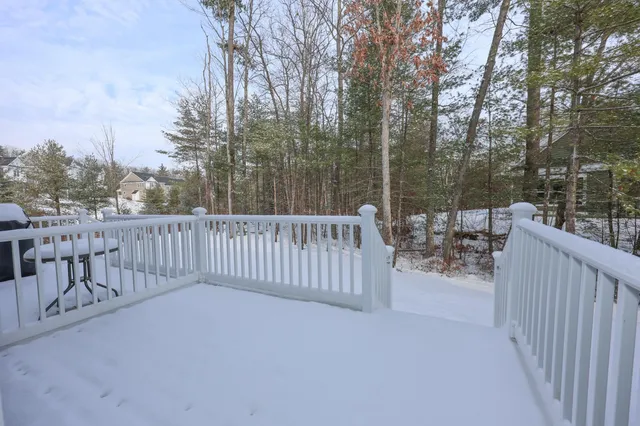 $559,000 | 181 Knollwood Way, Manchester, NH 03102