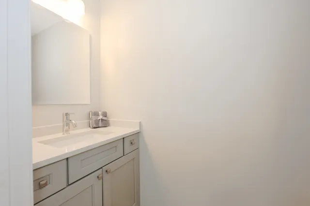 $559,000 | 181 Knollwood Way, Manchester, NH 03102