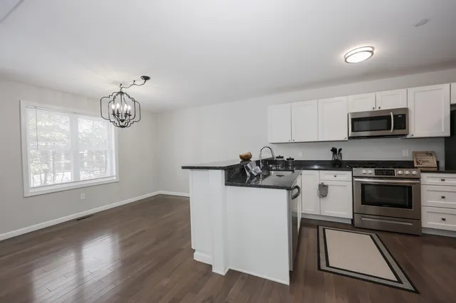 $559,000 | 181 Knollwood Way, Manchester, NH 03102