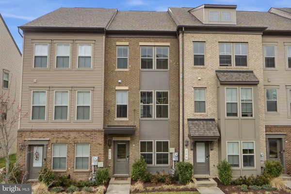 $3,100 | 211 Phoenix Drive, Upper Marlboro, MD 20774