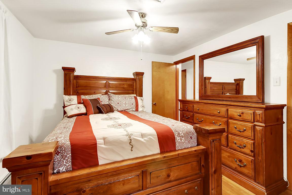 1619 Camber Lane Spring Grove, PA 17362 - Photo 9 of 27 Gallery Image 9