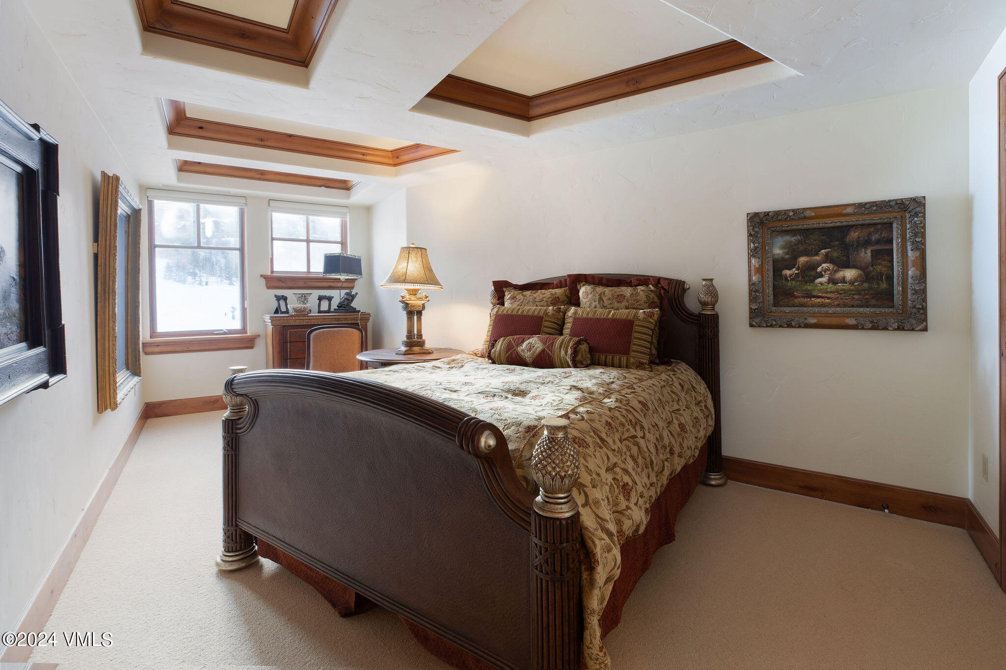 130 Daybreak Ridge Road, Unit R1007 Avon, CO 81620 - Photo 18 of 40 ritz_1007_interior_bed_02_a