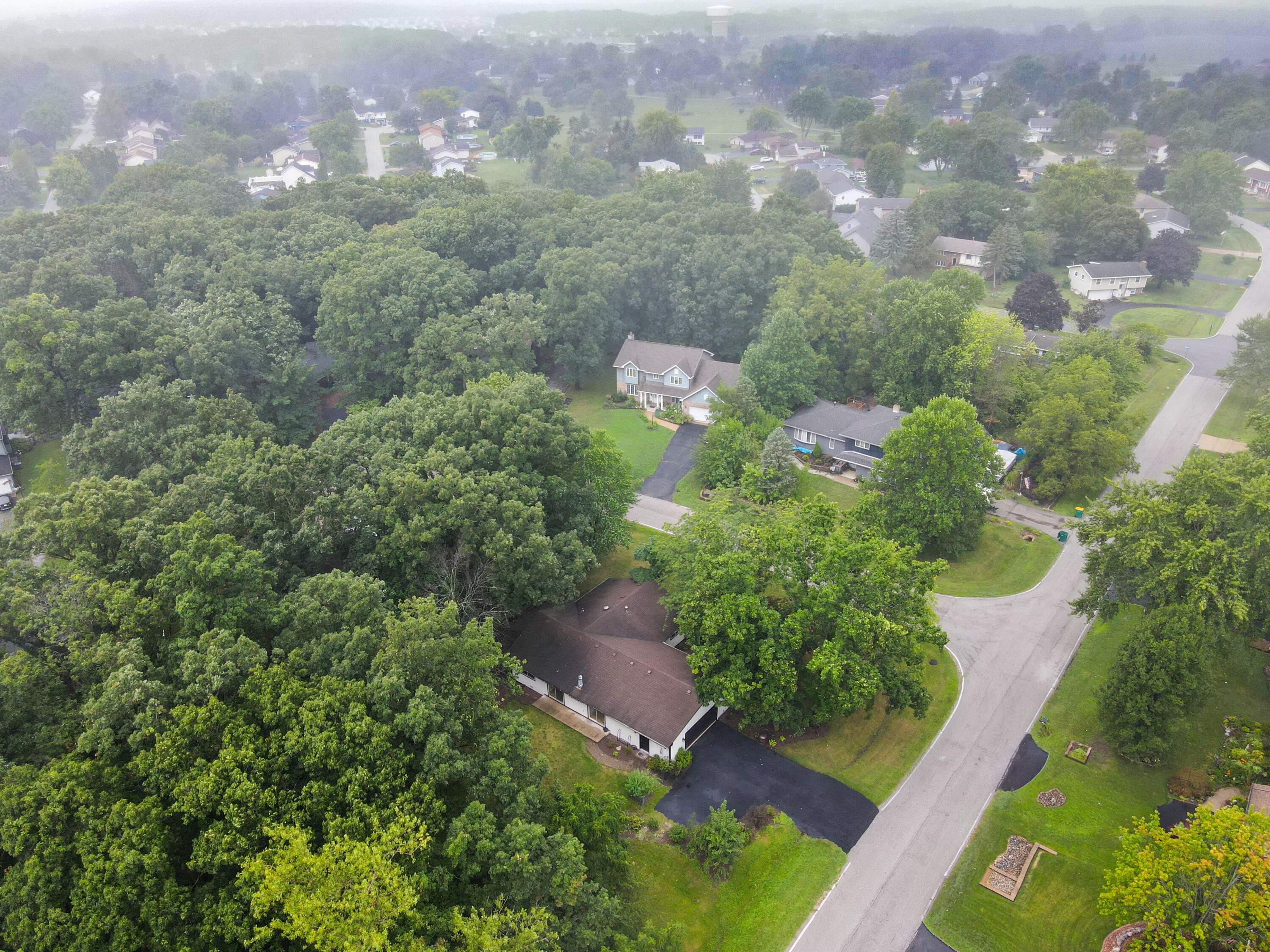 4270 Park Place Crown Point, IN 46307 - Photo 35 of 36 an aerial view of multiple house