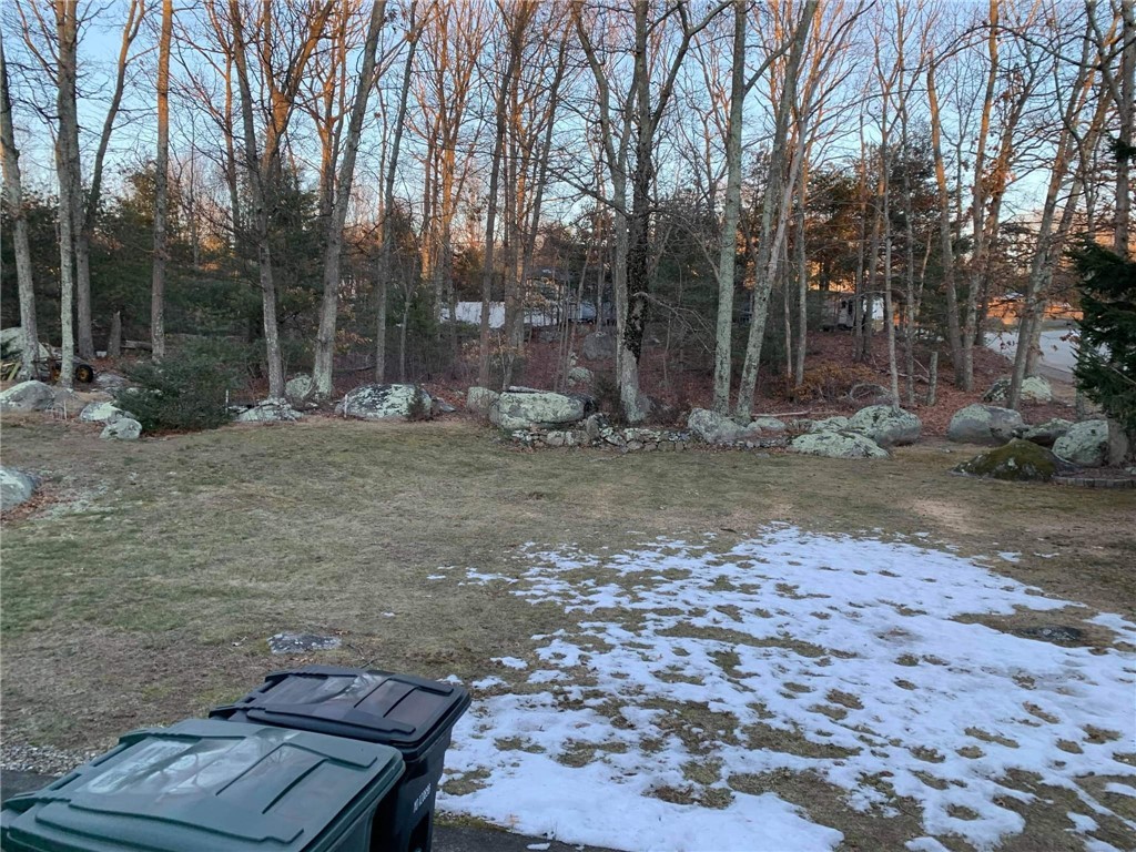 31 Colvintown Road Coventry, RI 02816 - Photo 2 of 18 Gallery Image 2