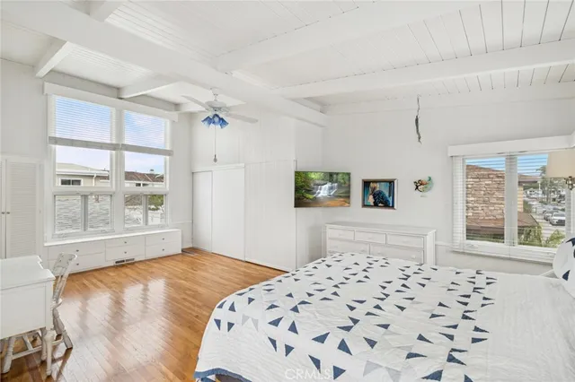 $14,950 | 200 Grand Canal, Newport Beach, CA 92662