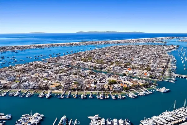 $12,750 | 200 Grand Canal, Newport Beach, CA 92662