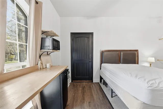 $750 | 156 Howard Newby Lane, Springtown, TX 76082