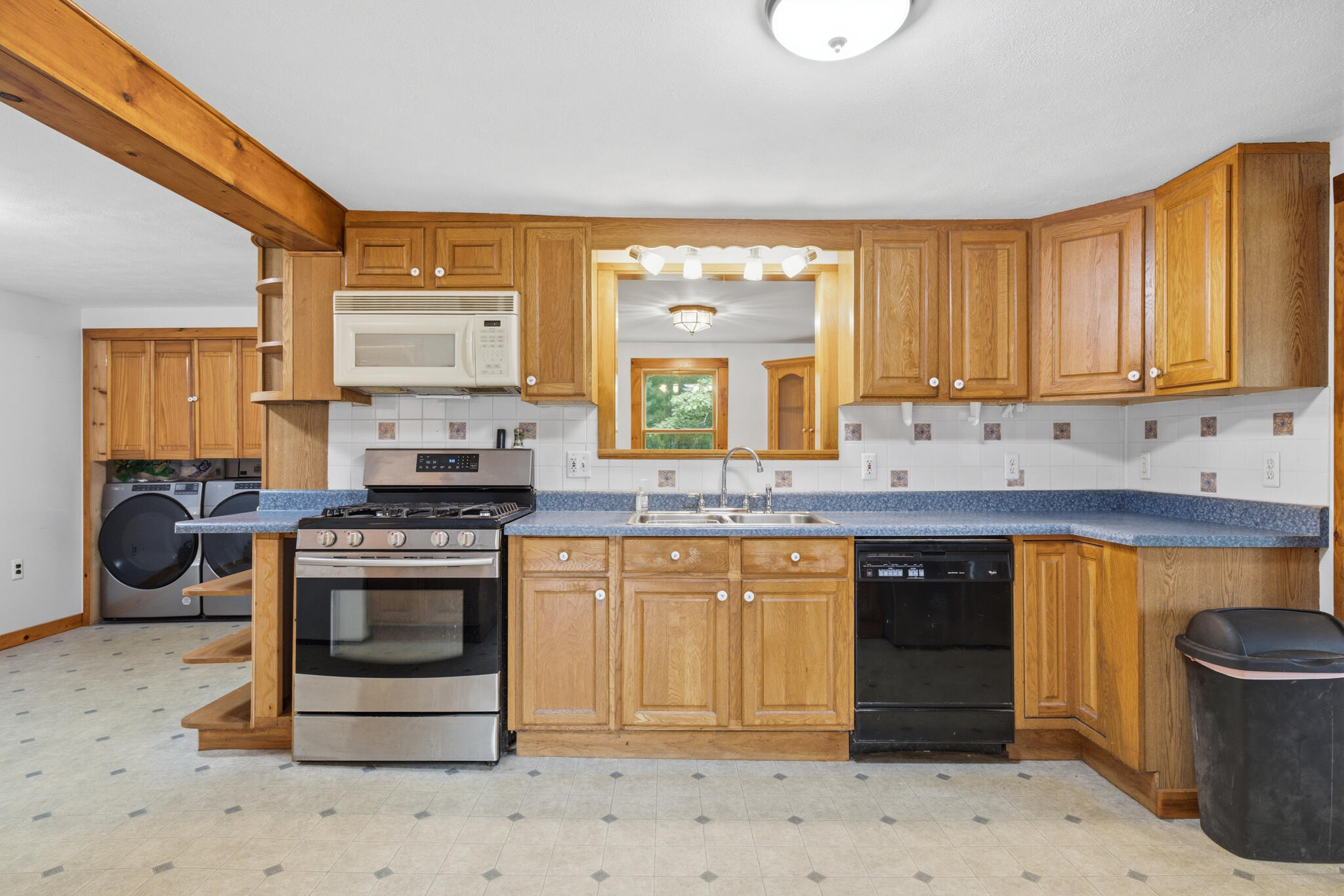 426 Hight Road Biddeford, ME 04005 - Photo 9 of 41
