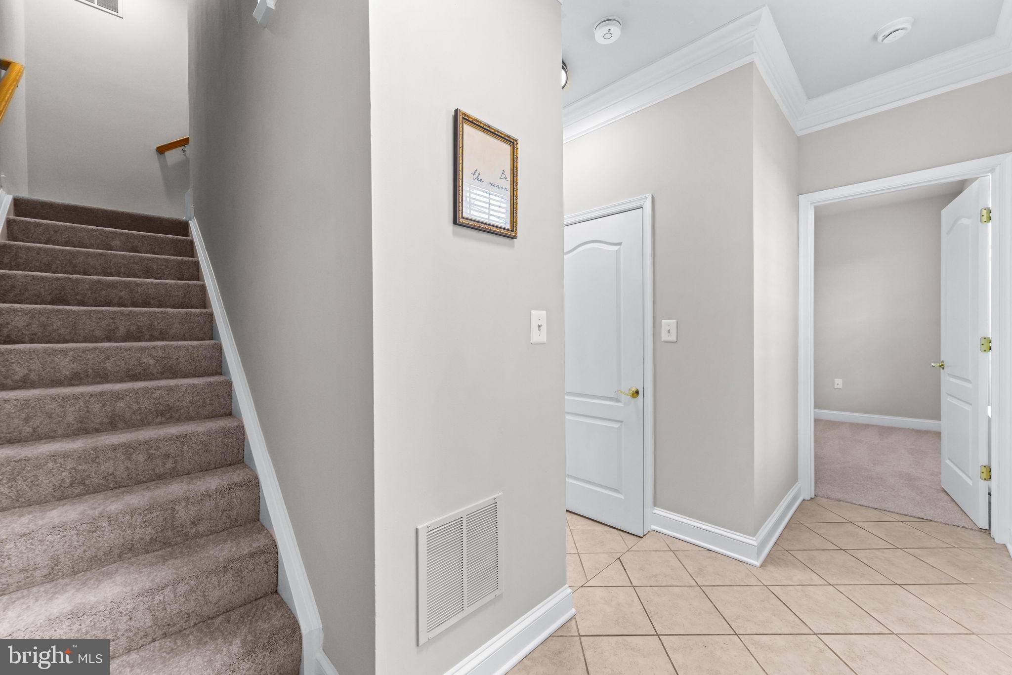 224 North Summit Avenue Gaithersburg, MD 20877 - Photo 3 of 34 a view of an entryway with hallway