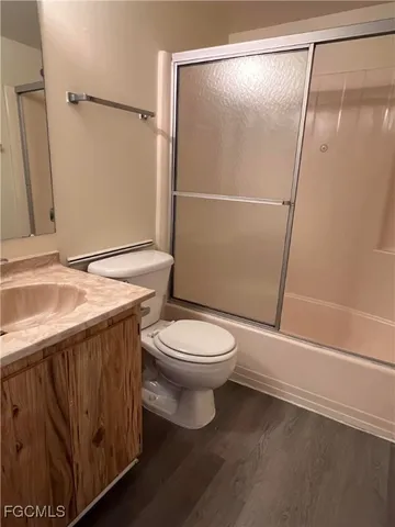 $119,900 | 4790 South Cleveland Avenue, Unit 1906, Fort Myers, FL 33907