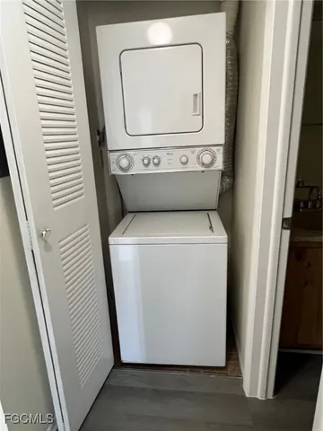 $119,900 | 4790 South Cleveland Avenue, Unit 1906, Fort Myers, FL 33907