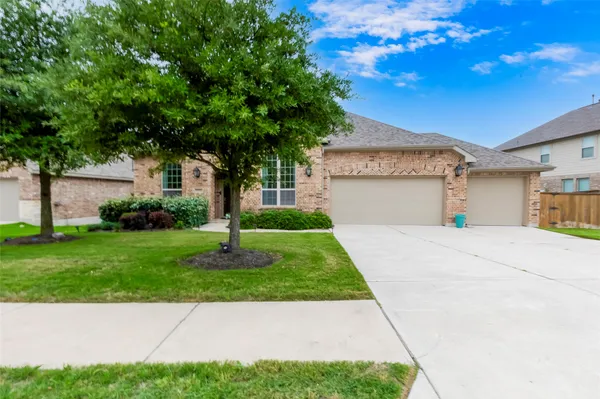 $2,900 | 3525 De Soto Loop, Round Rock, TX 78665