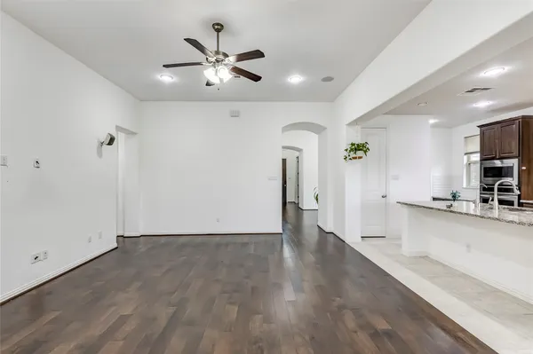 $2,900 | 3525 De Soto Loop, Round Rock, TX 78665