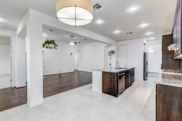 $2,900 | 3525 De Soto Loop, Round Rock, TX 78665