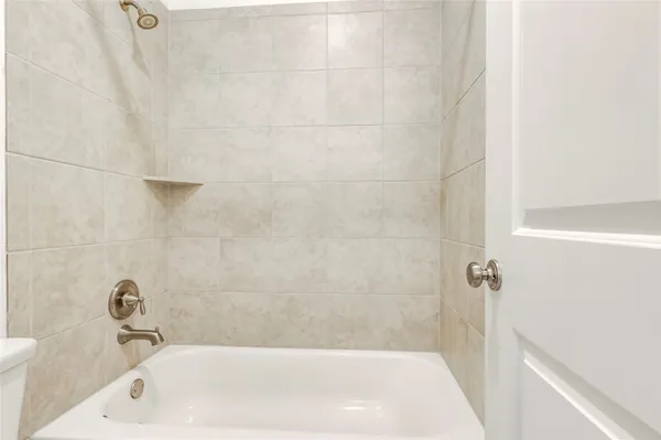 $2,900 | 3525 De Soto Loop, Round Rock, TX 78665