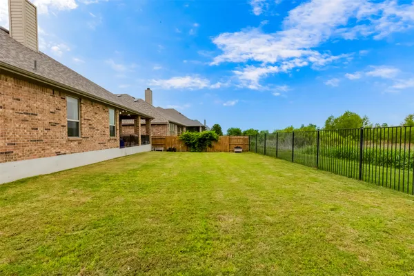 $2,900 | 3525 De Soto Loop, Round Rock, TX 78665