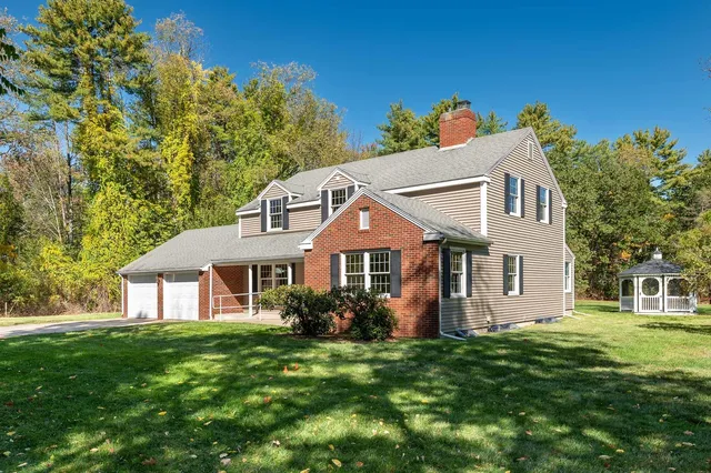 $885,000 | 25 Emerson Road, Durham, NH 03824