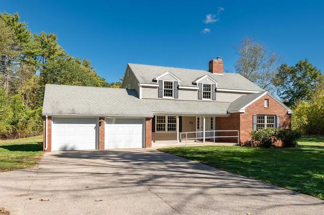 $895,000 | 25 Emerson Road, Durham, NH 03824