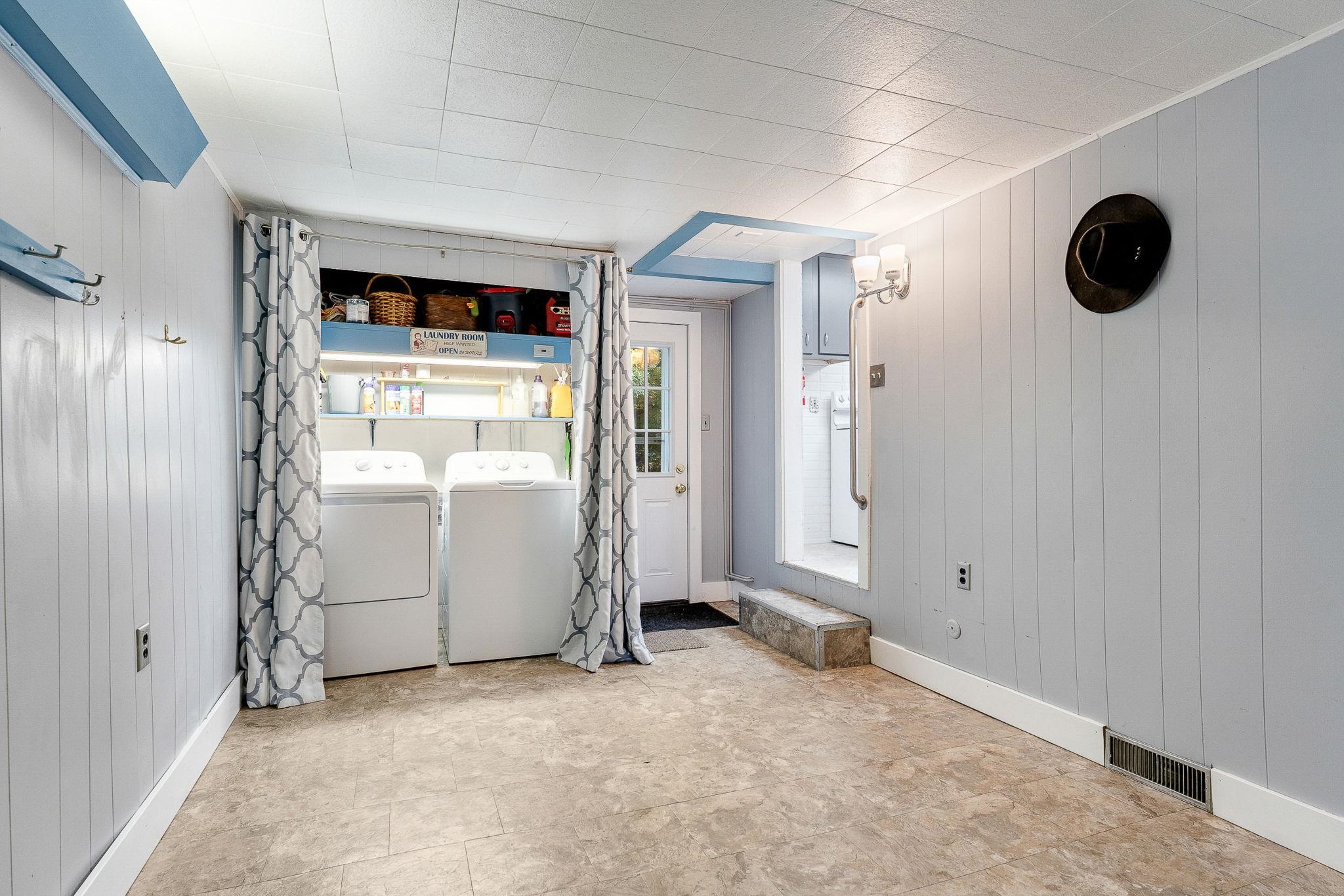 149 Woodbury Road Burlington, VT 05408 - Photo 11 of 48