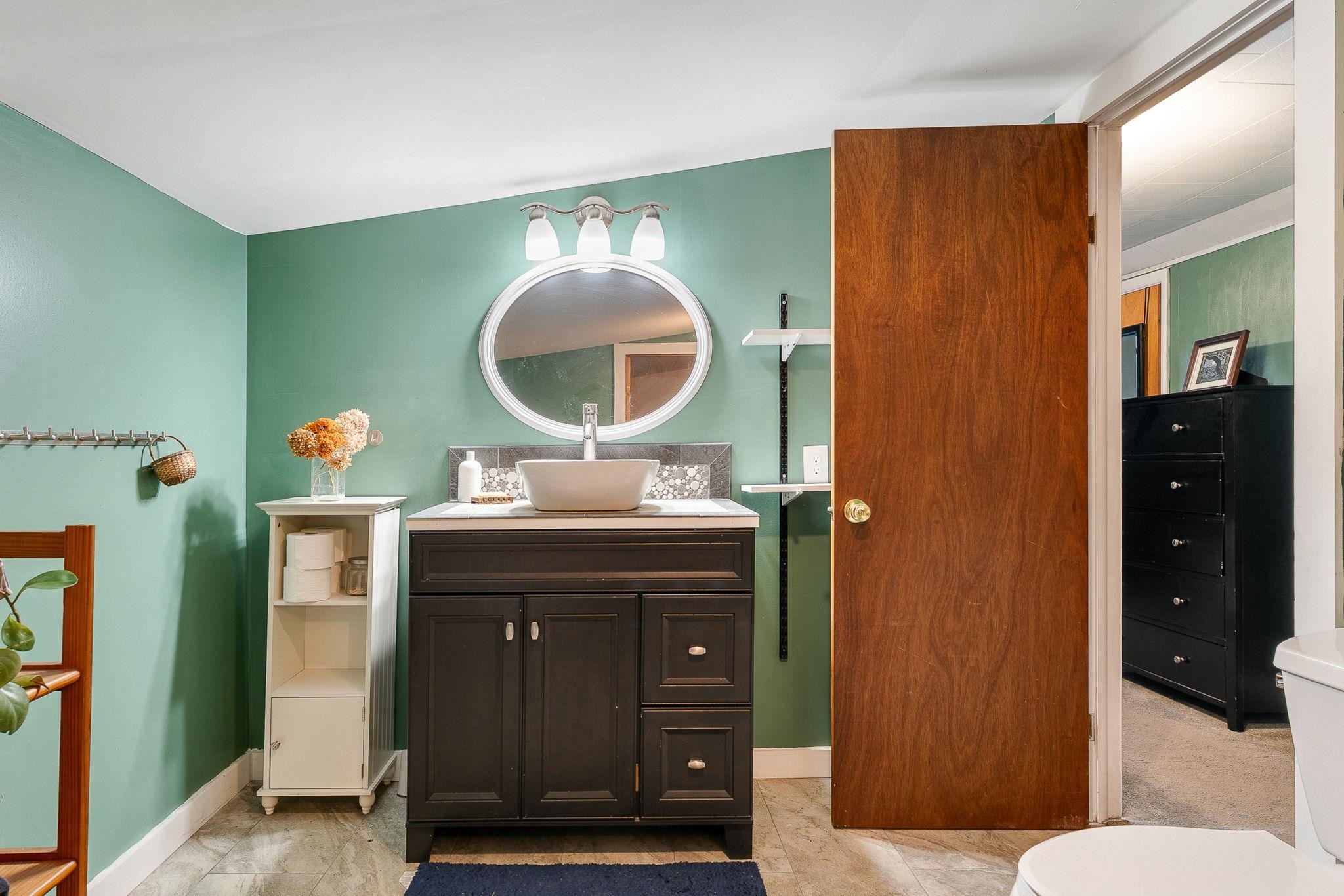 149 Woodbury Road Burlington, VT 05408 - Photo 29 of 48